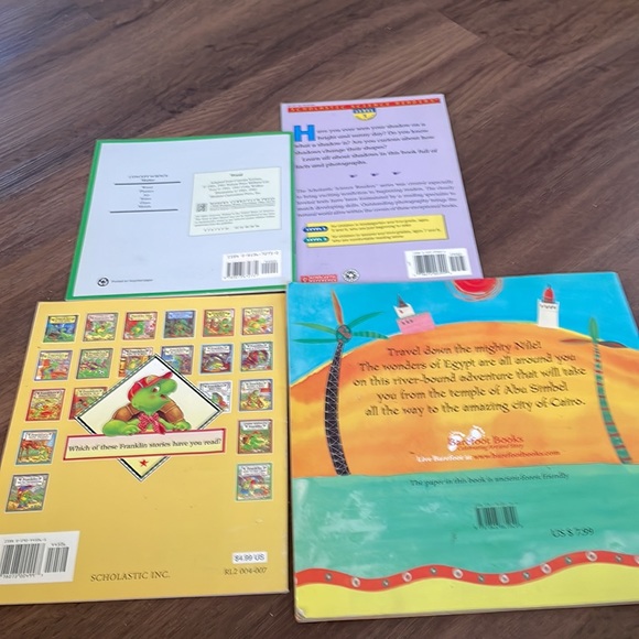 4 Scholastic children Reading Books - Picture 2 of 2